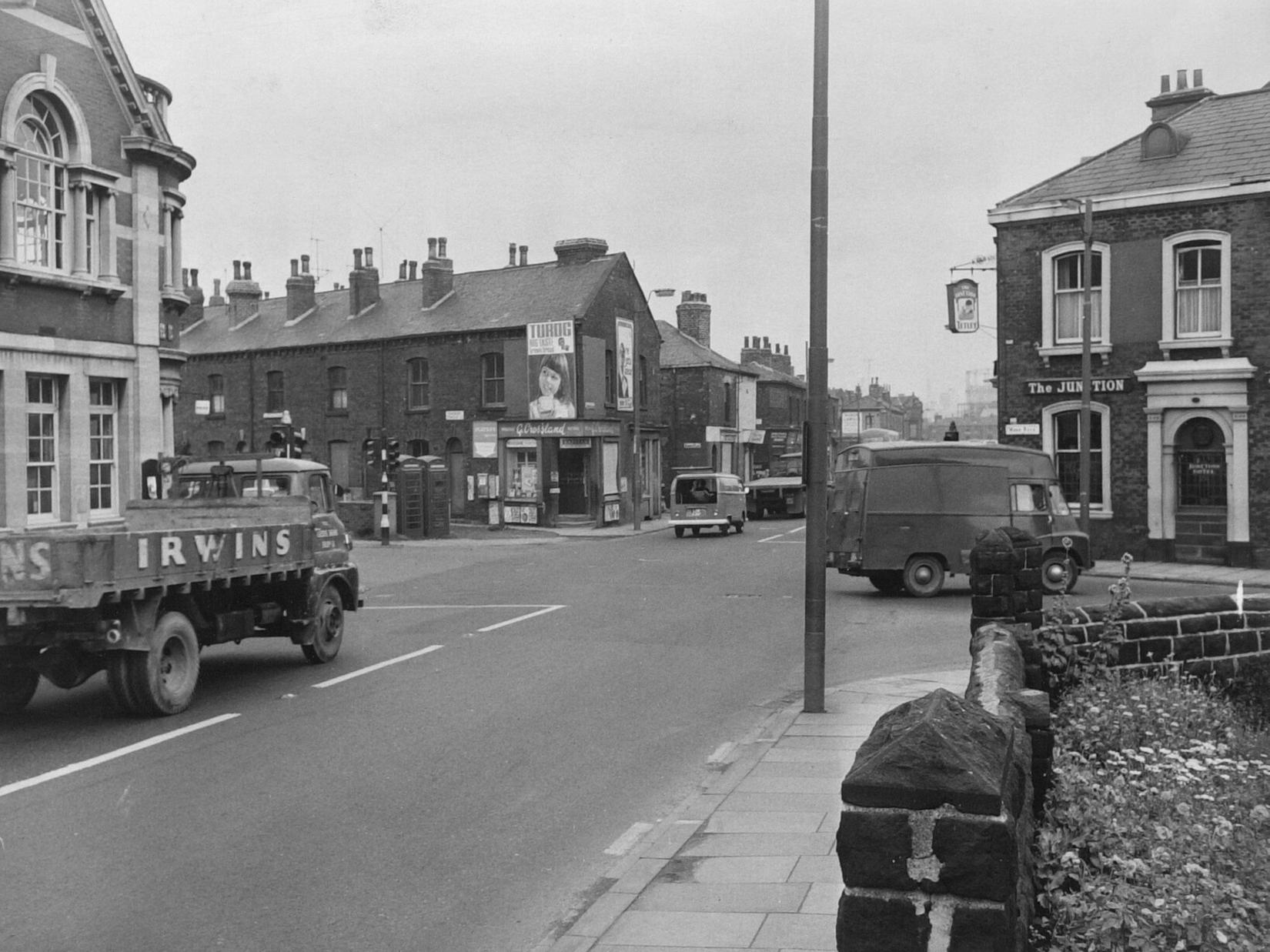 Dewsbury Road with the Moor Road and Hunslet Hall Road junctions.