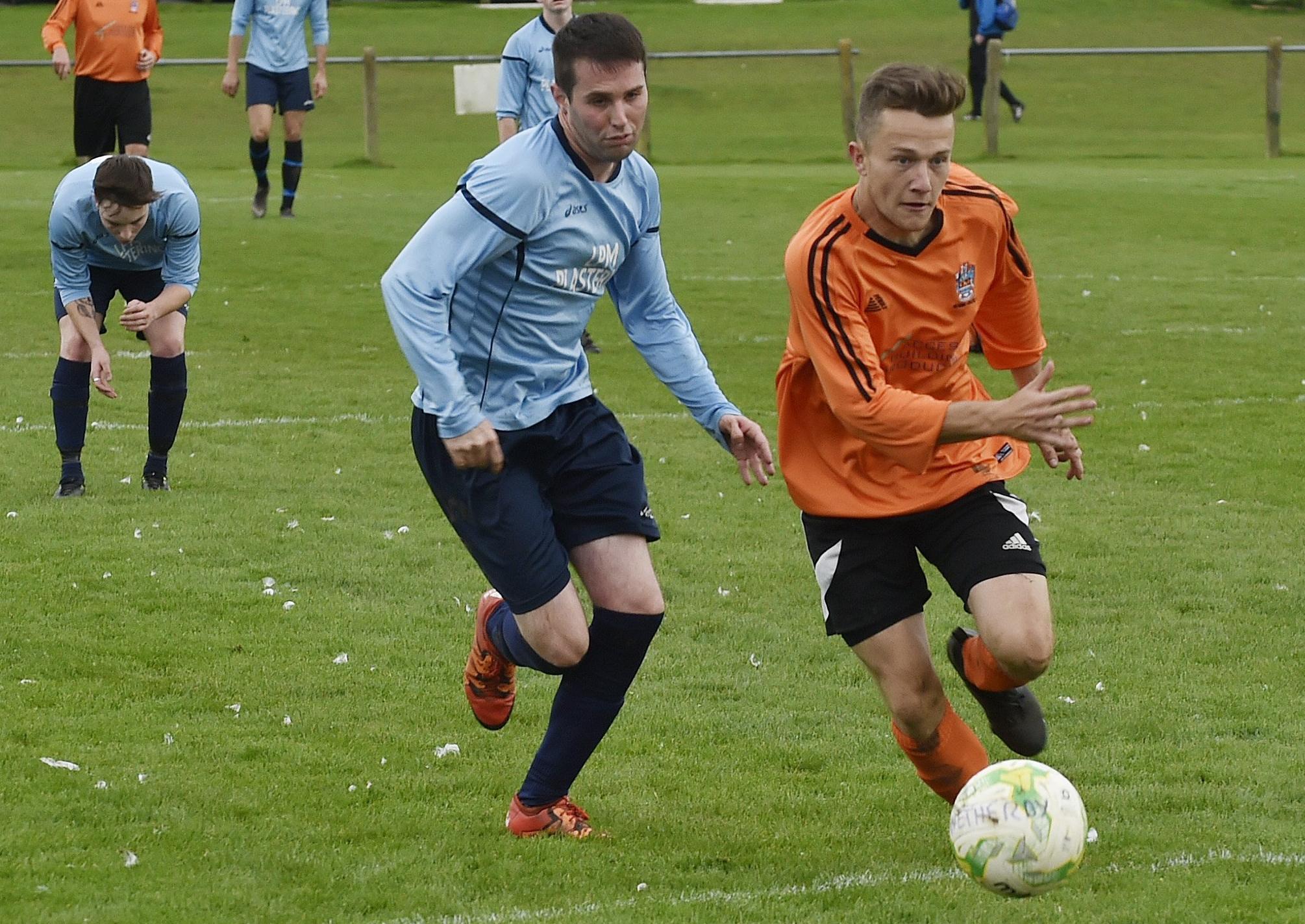 Toby Hardaker races through for Wetherby against Aberford.
