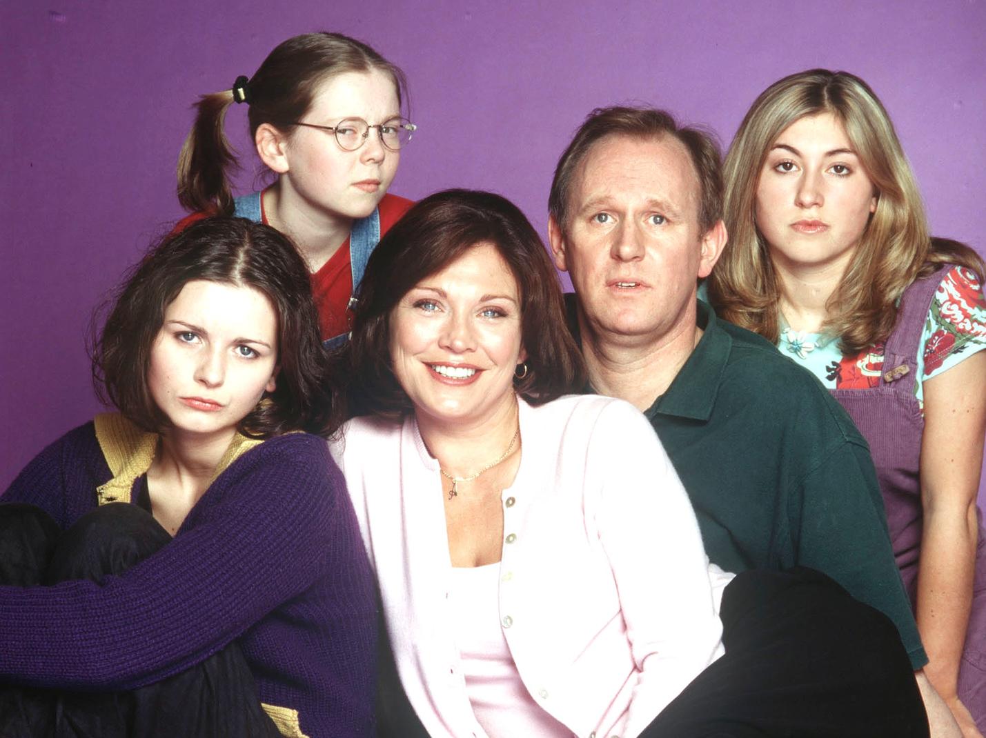 Remember sitting through every episode of a handful of TV series just in case you caught a glimpse of The Headrow? Fat Friends, No Angels and At Home With The Braithwaites were all set in Leeds.