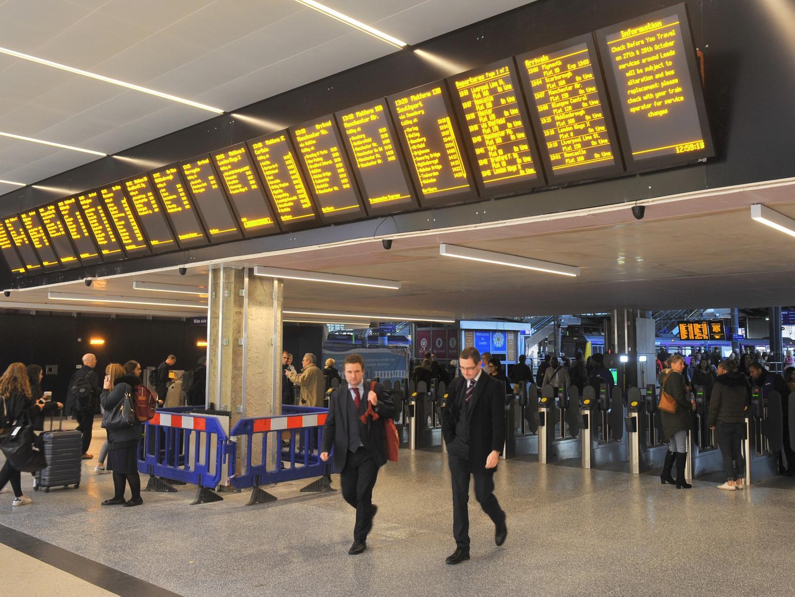 There will be reduced services or rail replacement buses running this weekend.