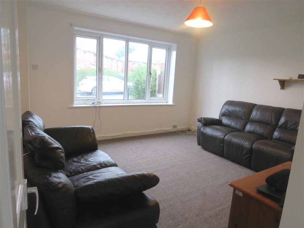 A great opportunity for first time buyers and families alike to purchase a three bedroom end town house which is located in LS8, close to local amenities, transport links and shopping facilities. The property benefits from central heating and double glazing throughout. In brief, the accommodation comprises: Entrance hall, lounge, dining kitchen, three bedrooms and a bathroom. Externally the property benefits from driveway parking and has access to an enclosed rear garden.