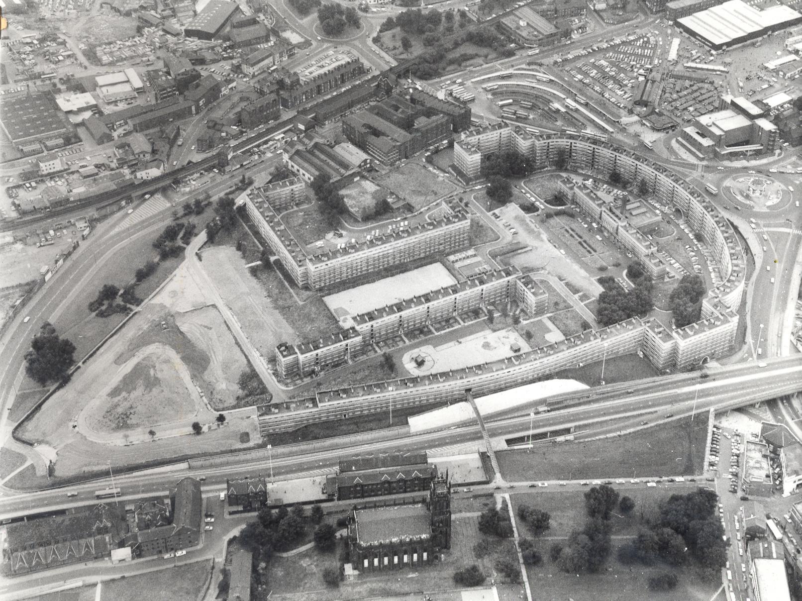 An aerial view of Quarry Hill Flats from the 1970s