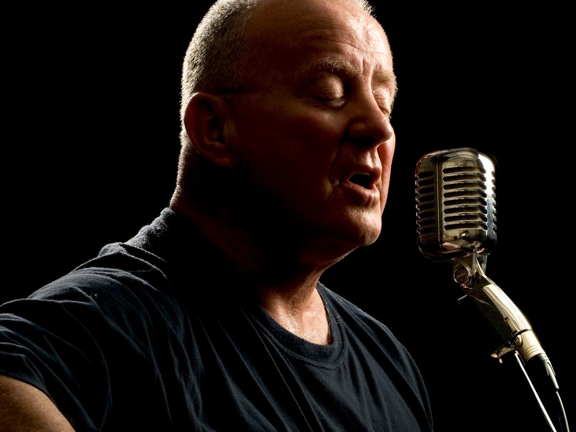 Christy Moore is another artist who has paid tribute to the venue in song with his tune ‘Barrowland’ - “come all you dreamers.”