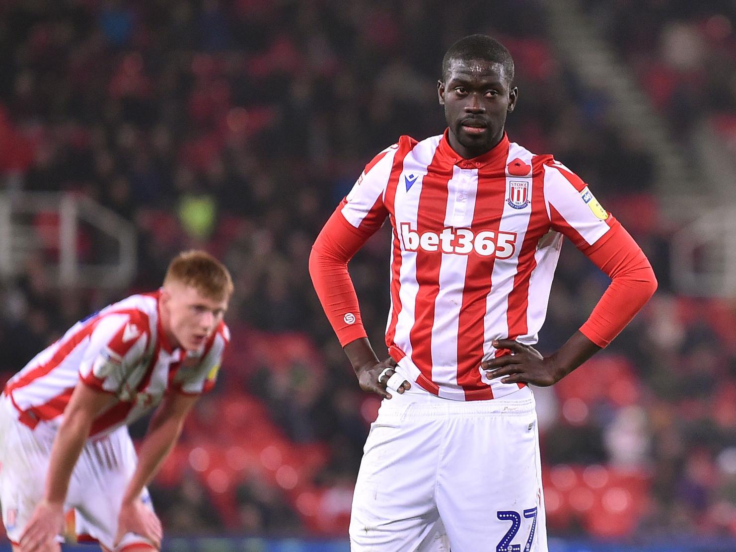 Turkish giants Galatasaray are rumoured to be eyeing a January move for Stoke City midfielder Badou Ndiaye, who impressed during a loan spell with the club last season. (Fotomac)