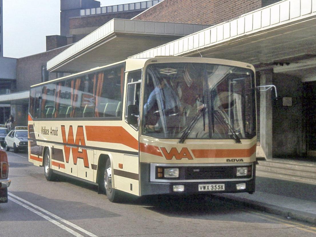 A Wallace Arnold coach outside Leeds City Station.