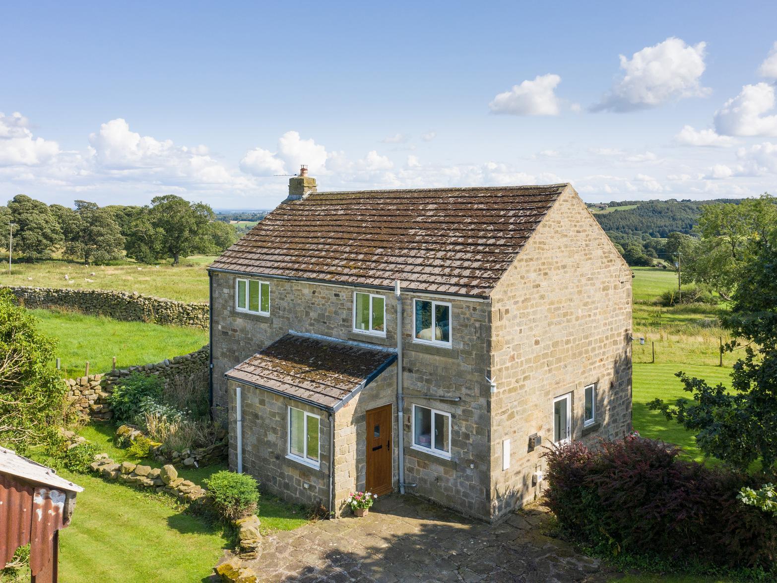 This stone built four bedroom detached family house takes full advantage of its setting and has been designed so the principal bedrooms and living rooms benefit from the panoramic views