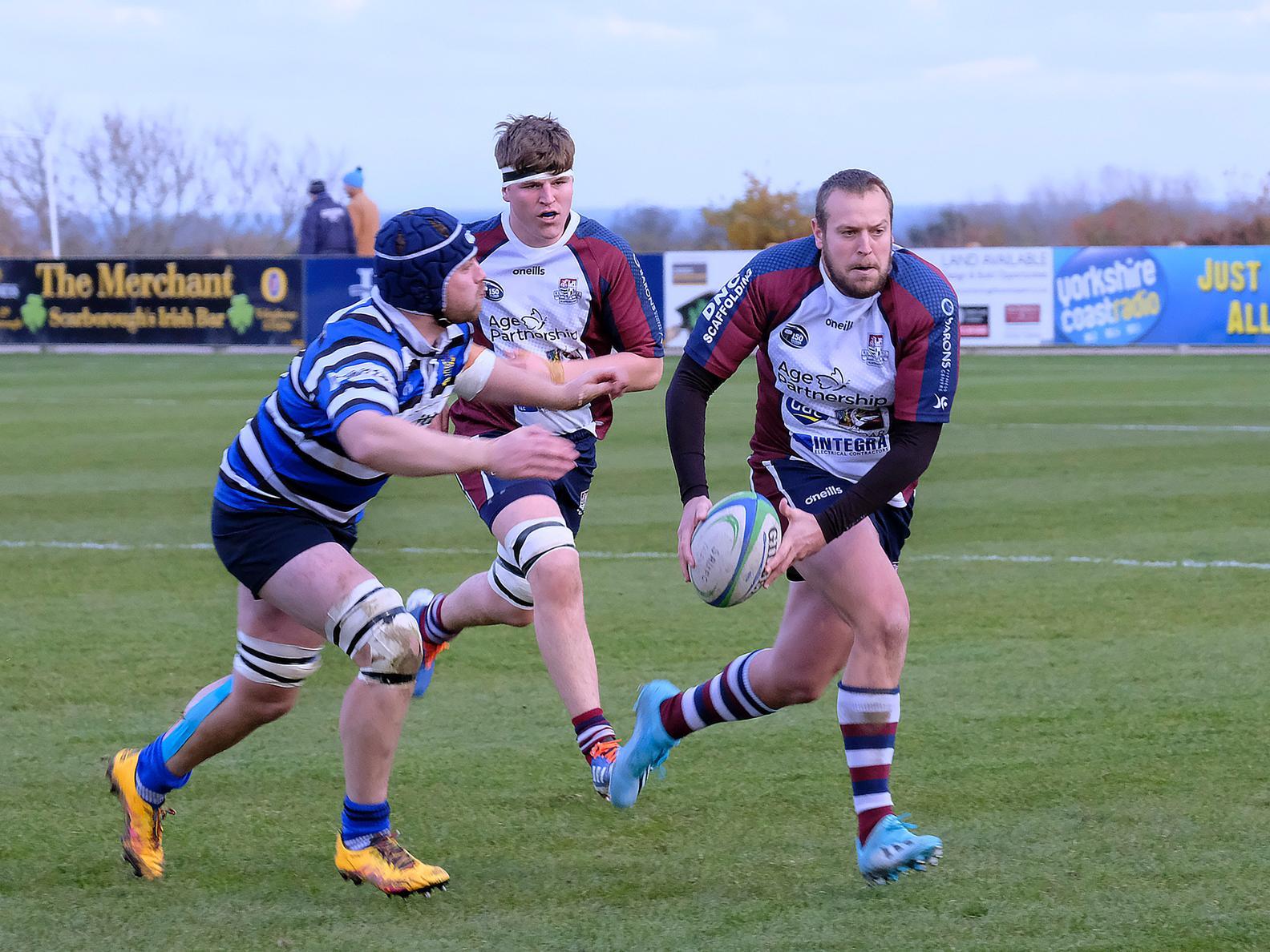 Scarborough RUFC 32-16 Driffield RUFC / Pictures by Richard Ponter