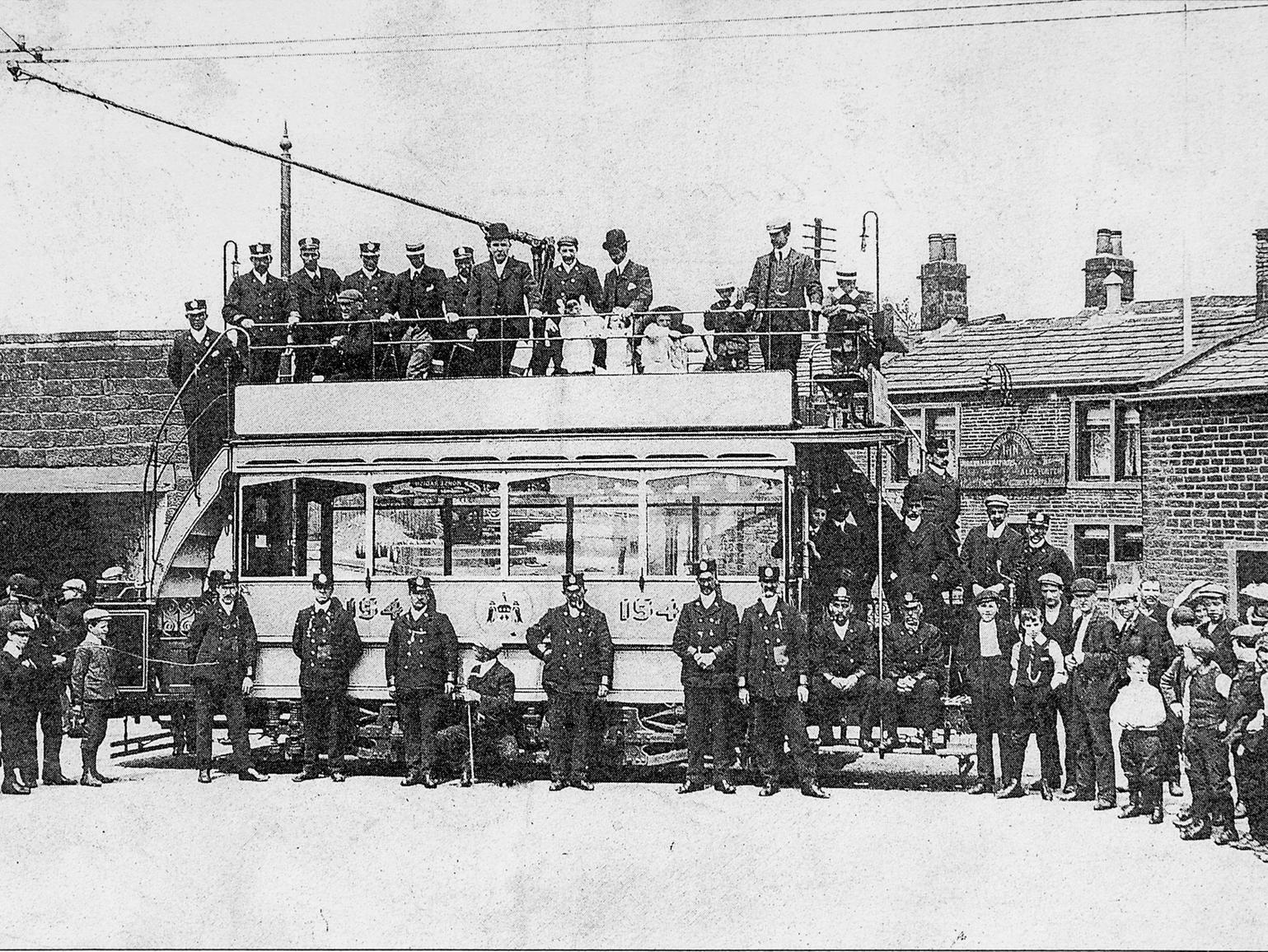 These smartly turned out Leeds City Transport employees turned up on the first electric tram to Rodley. Behind the tram and to the right was the Three Horseshoes pub, later renamed as the Rodley Barge. Year unknown 