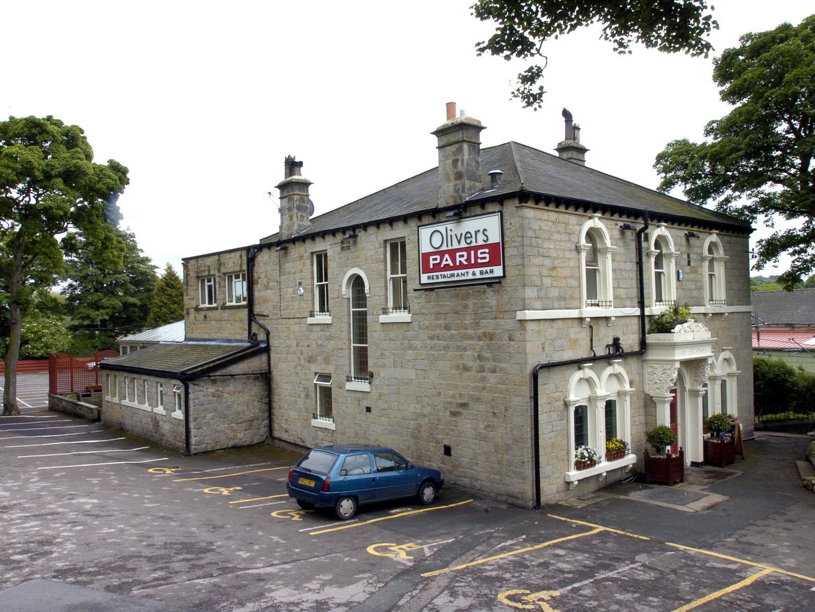 Did you enjoy a meal at Oliver Paris restaurant in Rodley back in the day?