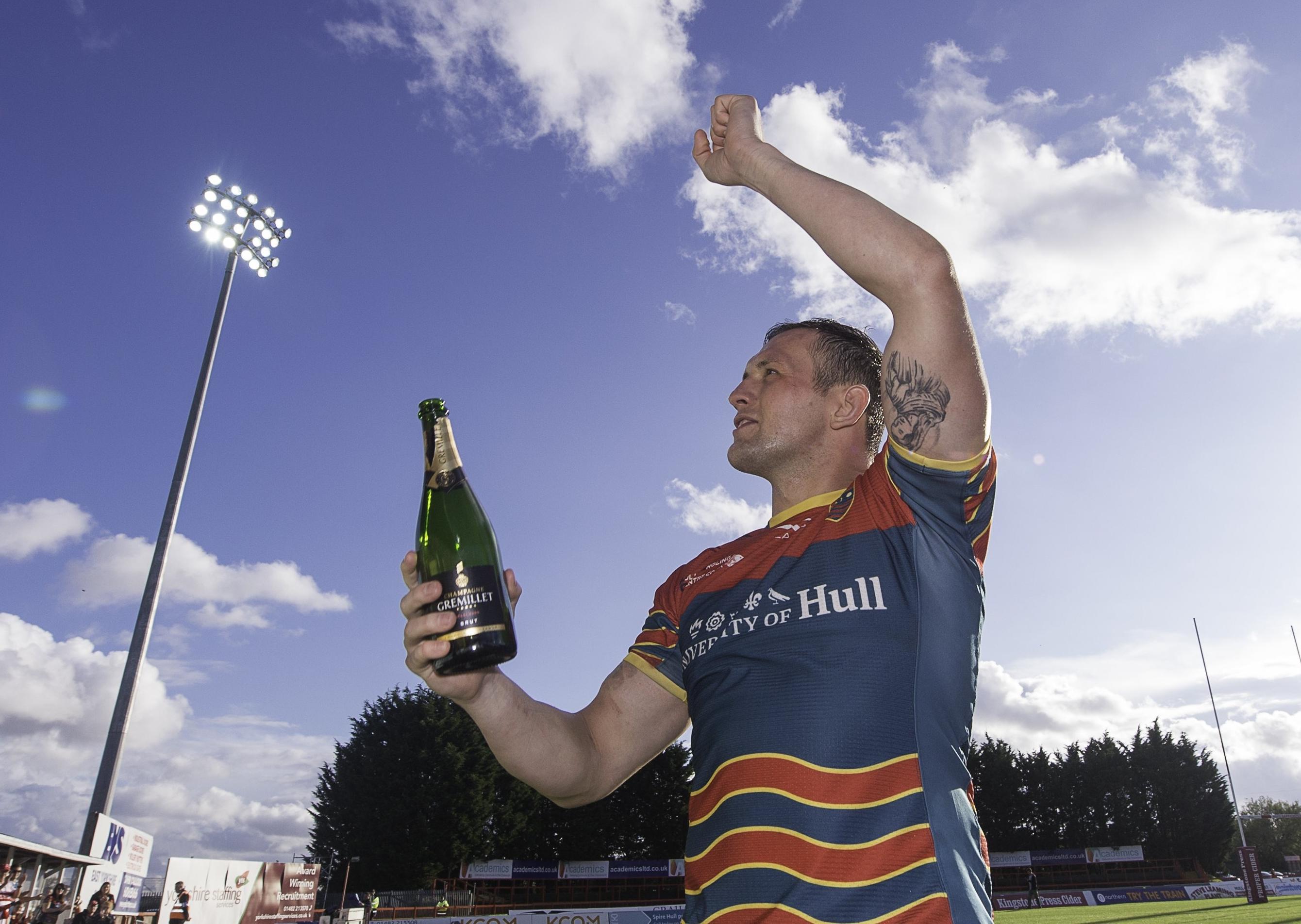 Shaun Lunt celebrates after captaining Hull KR to promotion back to the Super League in 2017.