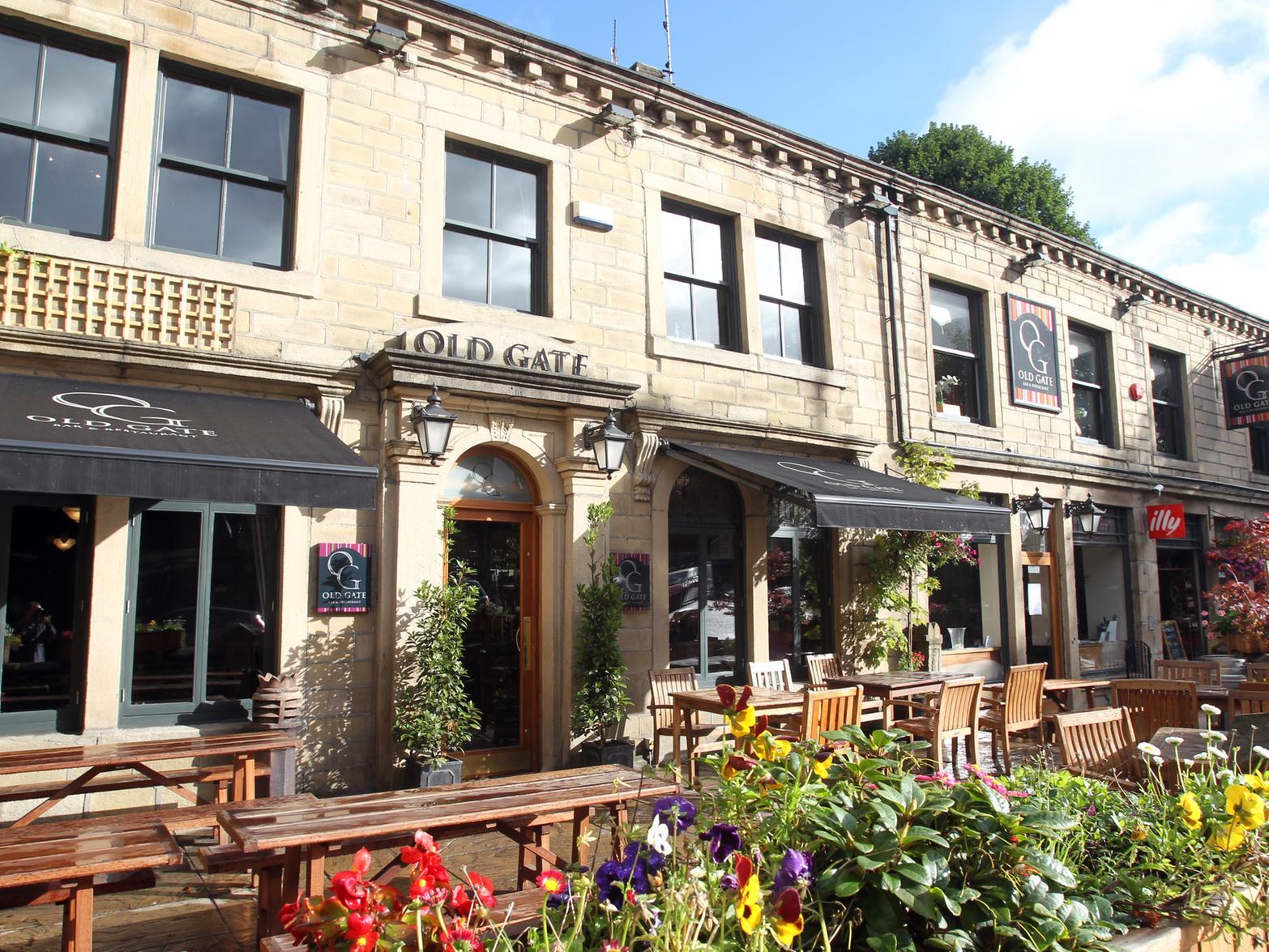 This homey pub in the centre of Hebden Bridge receives high praise for its food offerings as well as its warm and welcoming atmosphere. Its also dog friendly.