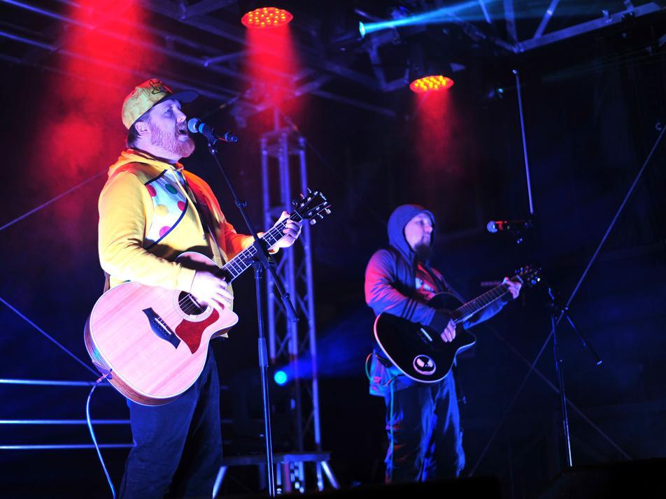 Chorley Christmas lights switch-on: Ryan and Craig perform for the crowd