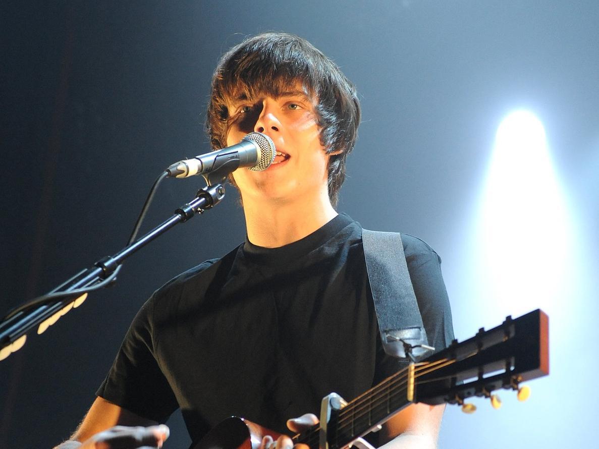 The people of Halifax were treated to a performance by musician Jake Bugg at the end of last year. The singer performed songs from his album Hearts That Strain.