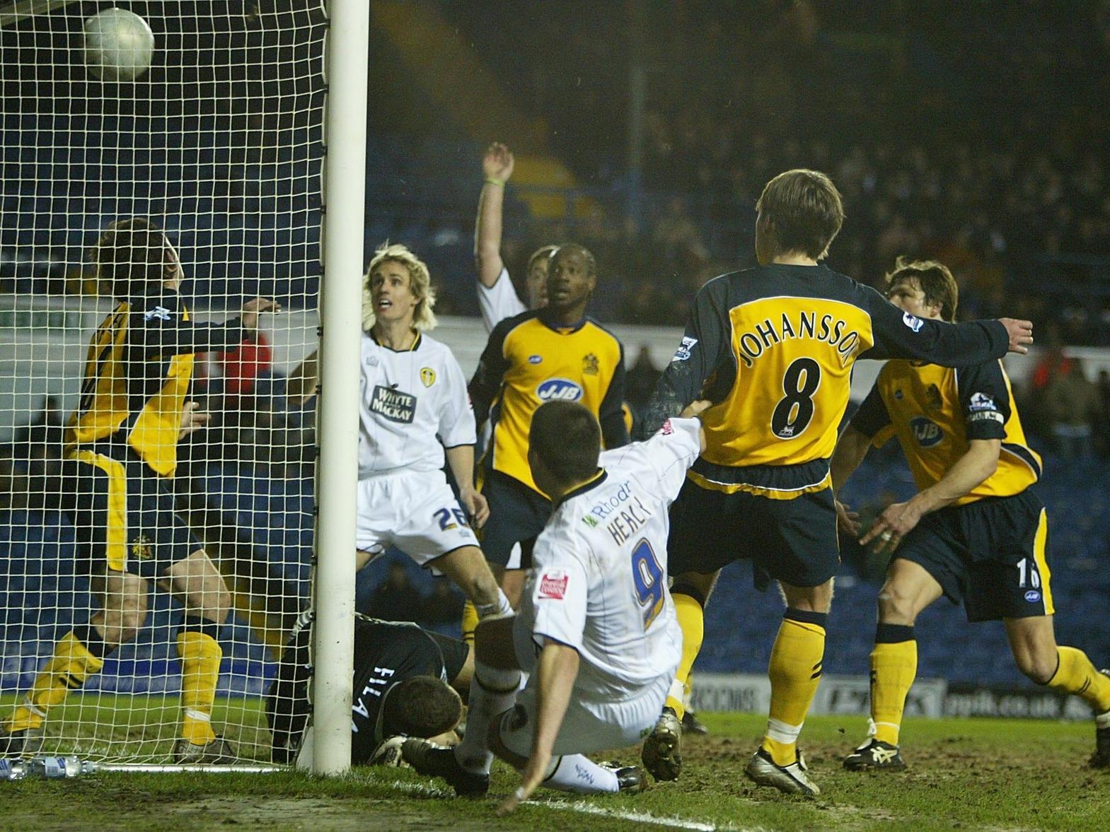 David Healy, who had scored a penalty in normal time, missed for Leeds, as did Rob Hulse with their fourth kick.
