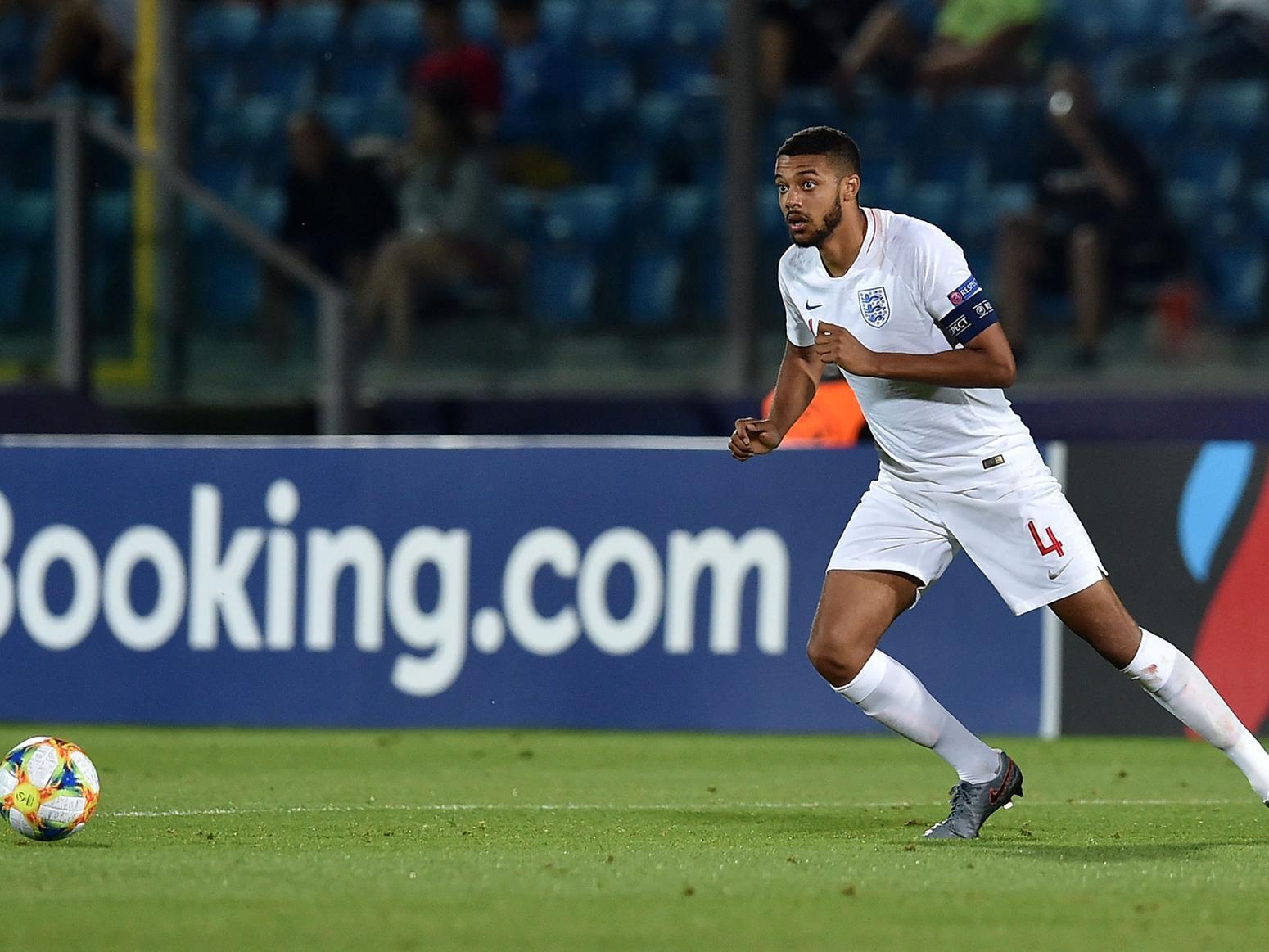 Birmingham City look likely to lose loanee defender Jake Clarke-Salter in the Januarytransfer window, with his parent club Chelsea ready to recall him due to a lack of first team football at St. Andrews. (Telegraph)