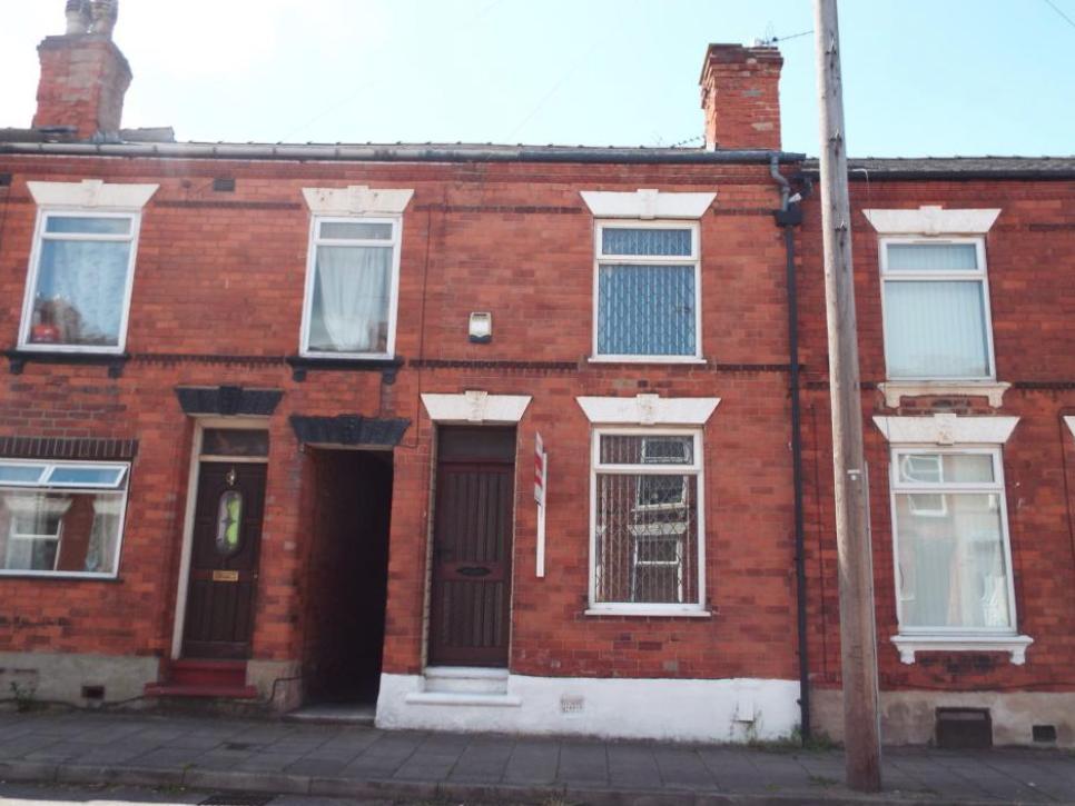 Accommodation in this property boasts a lounge, dining room, kitchen, bathroom and three good sized bedrooms on the first floor. Outside the house there is also an enclosed rear garden. Offers in the region of 60,000