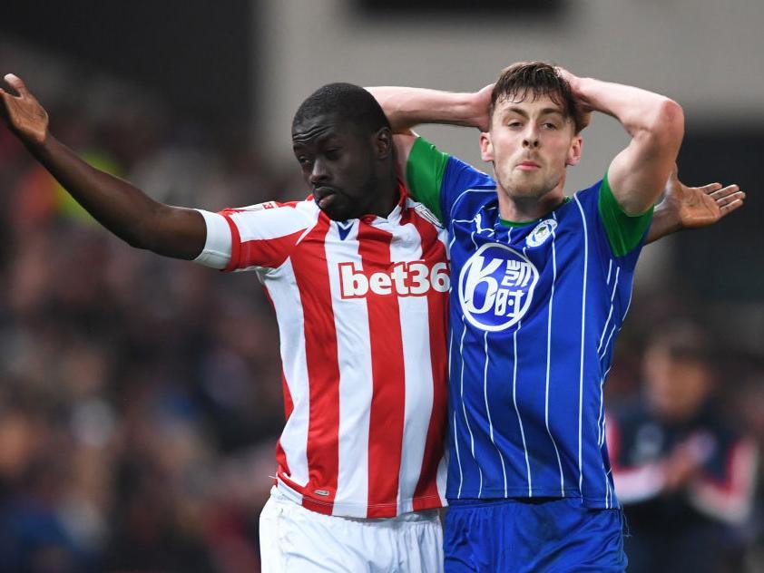 Stoke City are prepared to listen to offers for midfielder Badou Ndiaye with Schalke, Mainz and Trabzonspor all exploring a potential deal. (Football Insider)