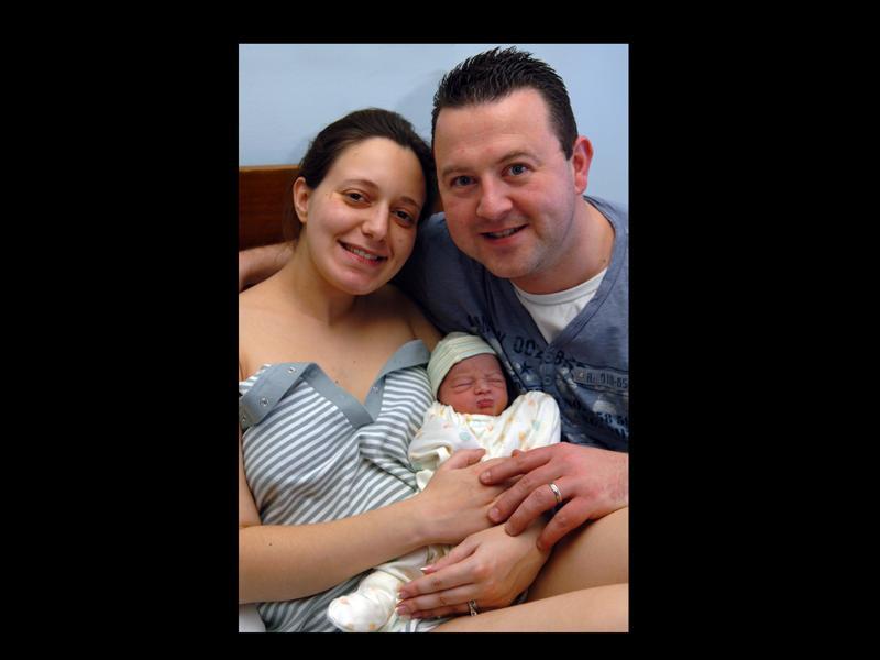 Amy Scott and Steve Hancock from Clayton-le-Woods withbabyOwen, born at 7am weighing 5lb 10oz