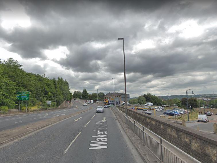 A653 Dewsbury Road, Woodkirk, Leeds - between Lowry Road and Quarry Lane