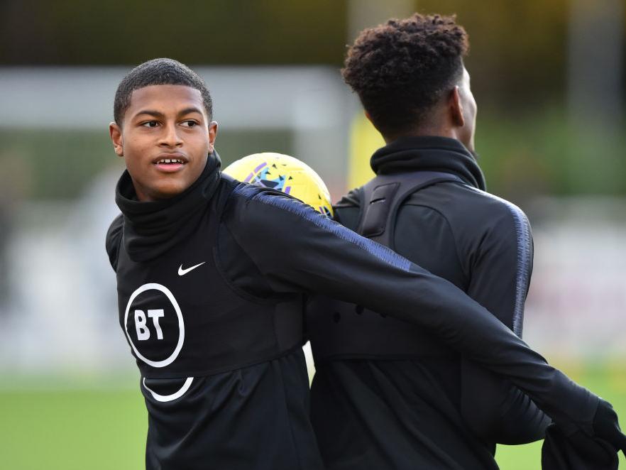 Swansea City have now turned their full attention to Liverpool striker Rhian Brewster after Sam Surridge was recalled by Bournemouth. (BBC)