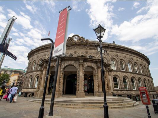 Stopping by some of Leeds most important historical landmarks, the Leeds Waterfront Heritage Trail stretches for four miles and takes in sites including Armley Mills, Kirkstall Abbey and the Corn Exchange.