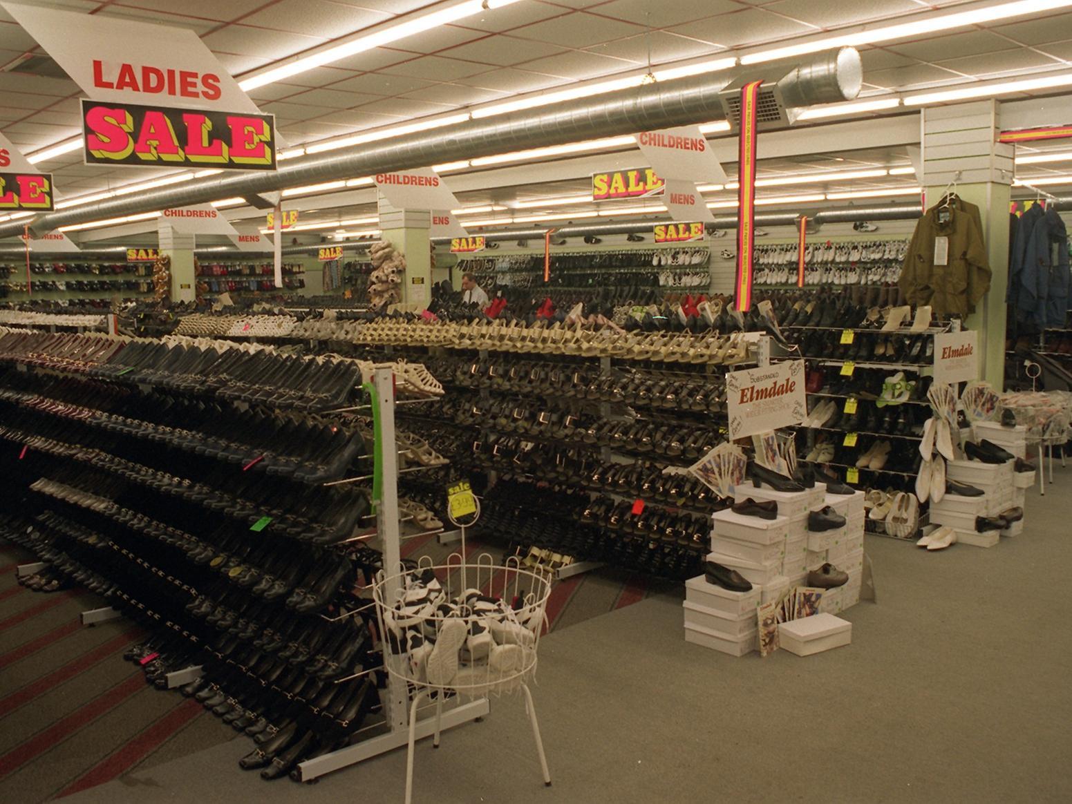 Did you shop at United Footwear on Easterly Road back in the day? Pictured in January 1997.