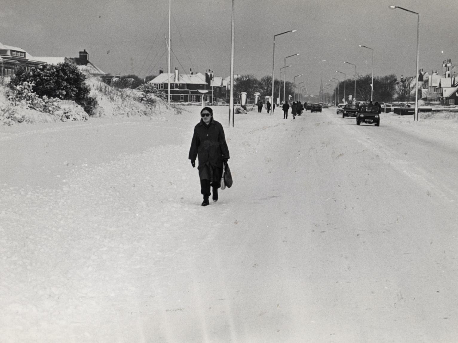 Thousands of Fylde Folk opted to walk to work rather than risk dicing with ice on the road. This was the scene near Queen Mary School, St Annes, 1982