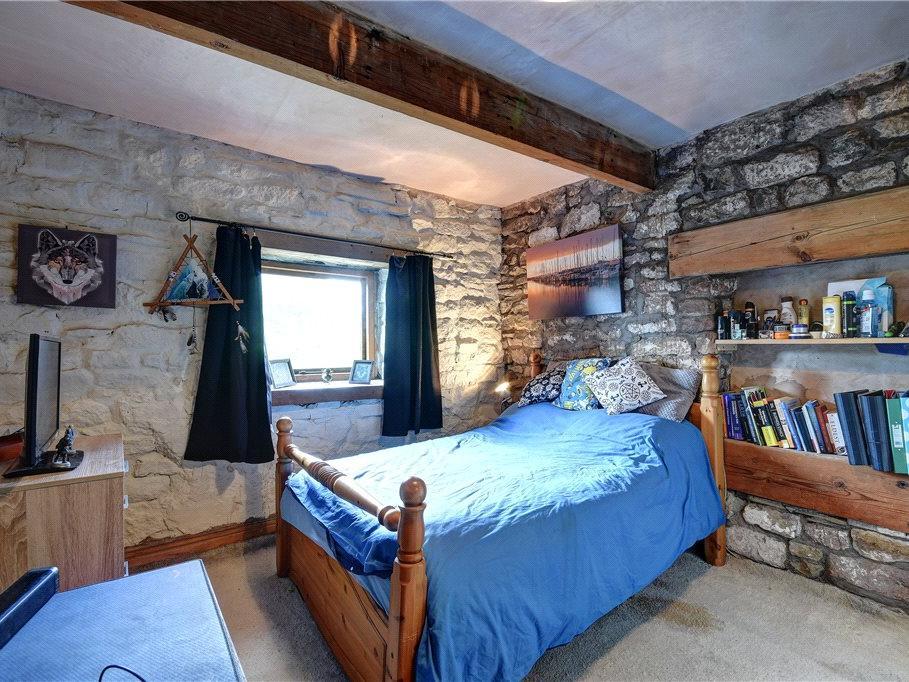 Bedroom (credit: Dacre Son & Hartley)