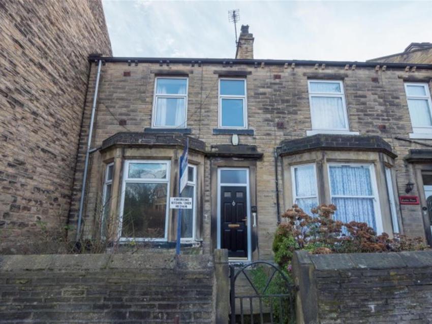 This late Victorian-style stone built terrace sits close to the centre of Pudsey and is set over three floors, offering generous living space, four bedrooms and a basement cellar for extra storage. Price: 185,000 GBP