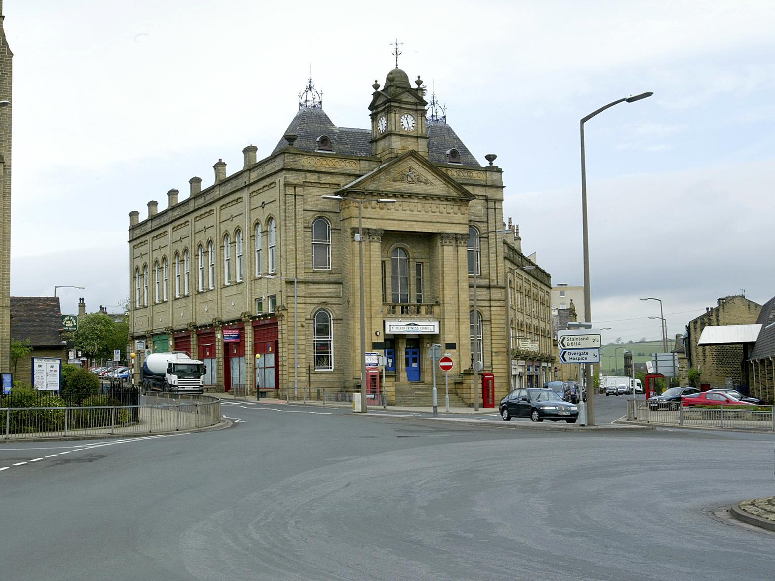 Elland Town Hall is a grade II Listed Building built in 1887 and over the years it has been used as a public hall, cinema, snooker club and bingo hall.