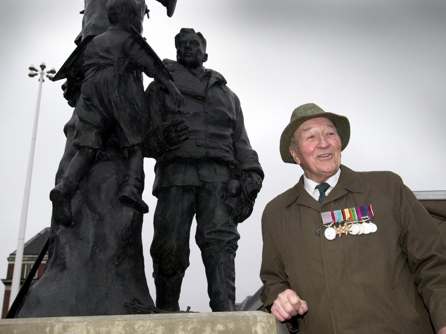 A statue of Arthur Aaron VC who died heroically during WW2 was unveiled in Leeds. Pictured is Malcolm Mitchem DFM, the last surviving member of  Aaron's crew. It was sculpted by Graham Ibbeson and commissioned by Leeds Civic Trust.