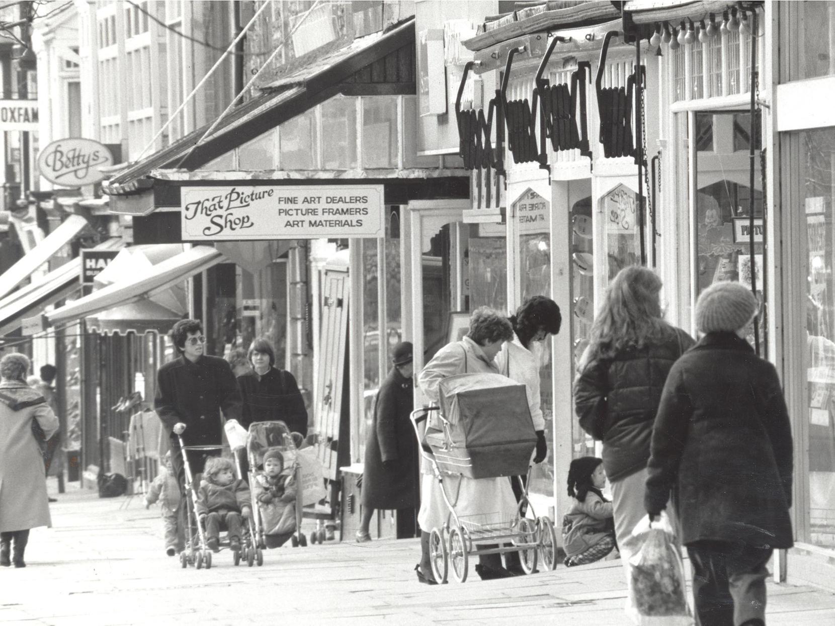 A bustling town centre at the end of the 1980s.