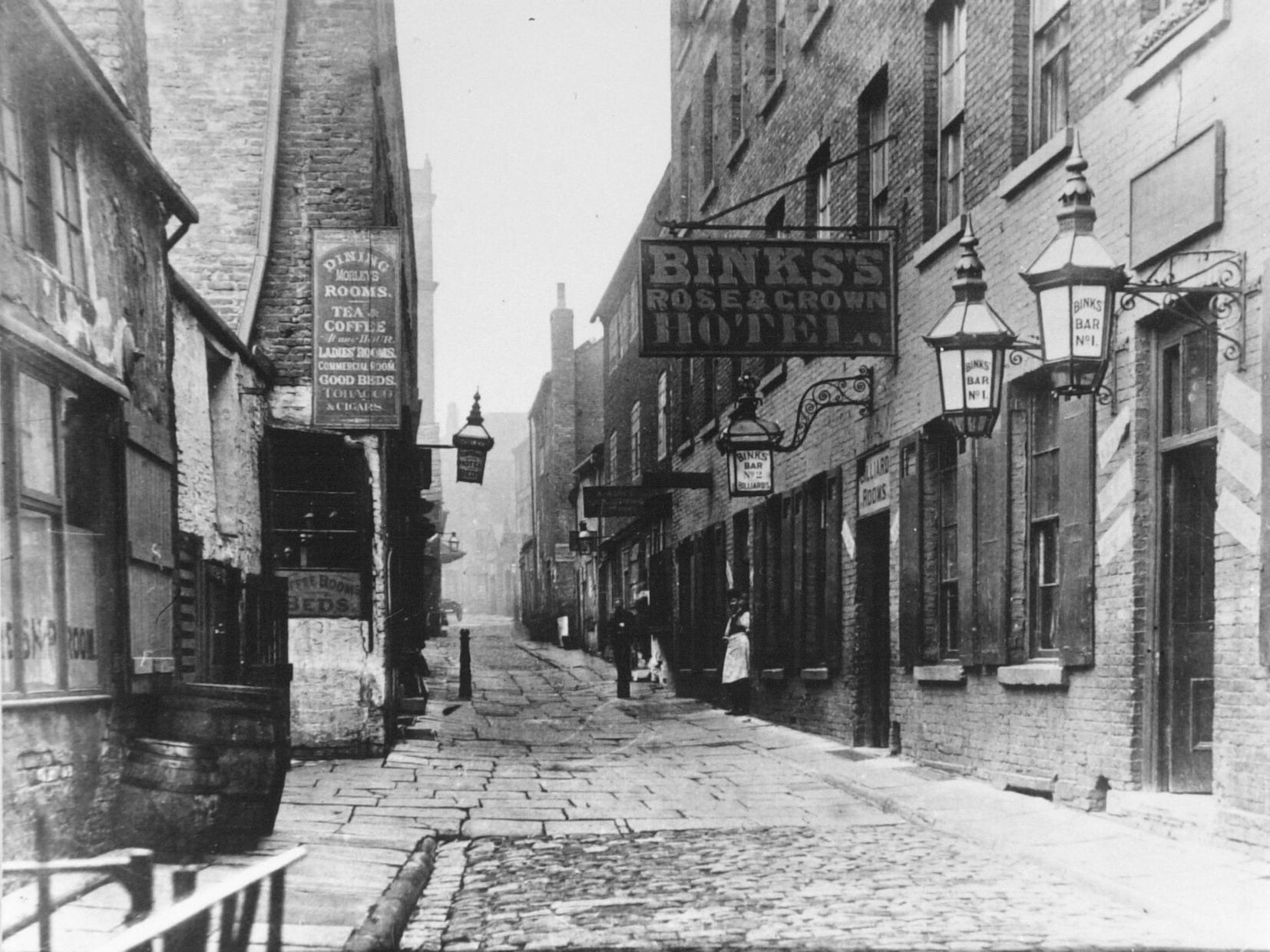 How many of these Leeds city centre yards exist today?