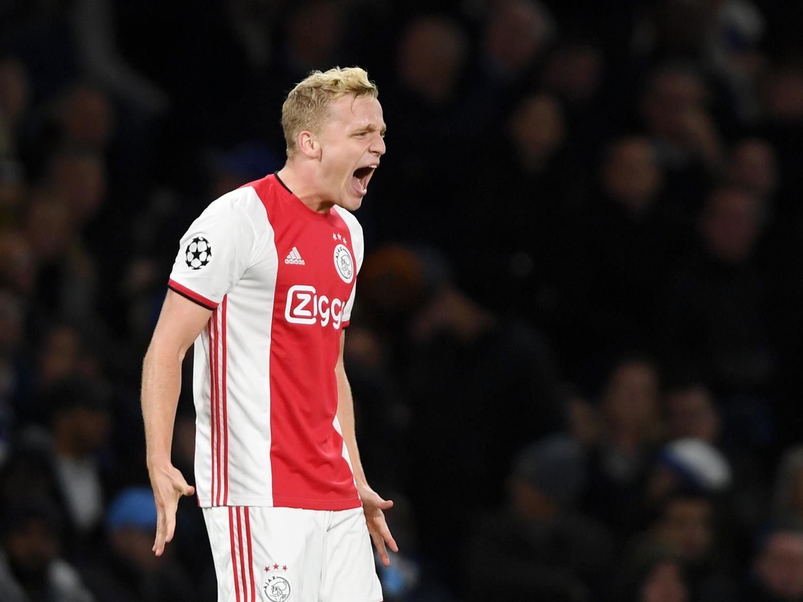 Manchester United have lost out to Spanish giants Real Madrid in the race to sign 22-year-old Ajax and Netherlands midfielder Donny van de Beek. (Daily Star Sunday)