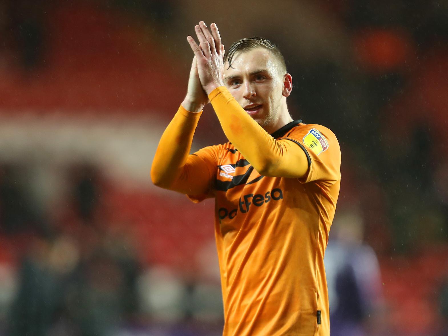 Newcastle United's chances of signing 15m rated Hull City striker Jarrod Bowen have increased. Peter Chapman - Steve Bruce's long-time associate - is reportedly set to represent the player during transfer talks. (Daily Mail)