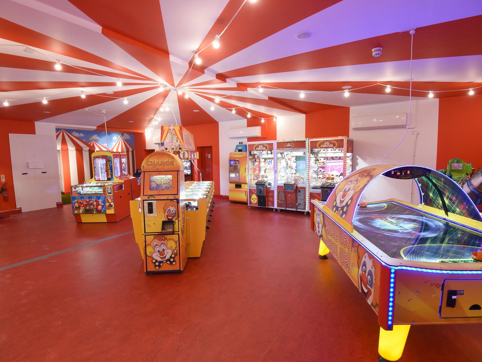 Sadly we had to say a nostalgic farewell to Jungle Jim's in 2019. Following it's overhaul in 2007 it was decided to close the play areain May 2019. The space is now home to The Fifth Floor entertainment complex.