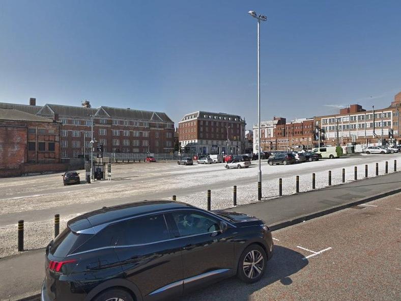 To park here for two hours will cost 4 pounds.