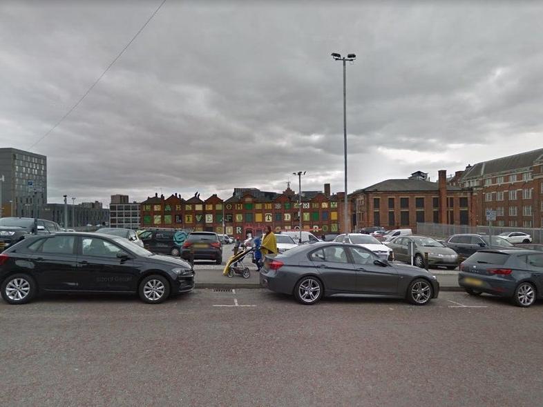 To park here for two hours will cost 4 pounds.