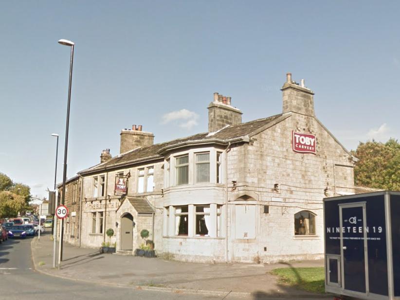 Toby Carvery Horsforth, at 2-4 Fink Hill, Horsforth, Leeds, was given a rating of 3.9 out of 5, by 1270 reviewers on Google.