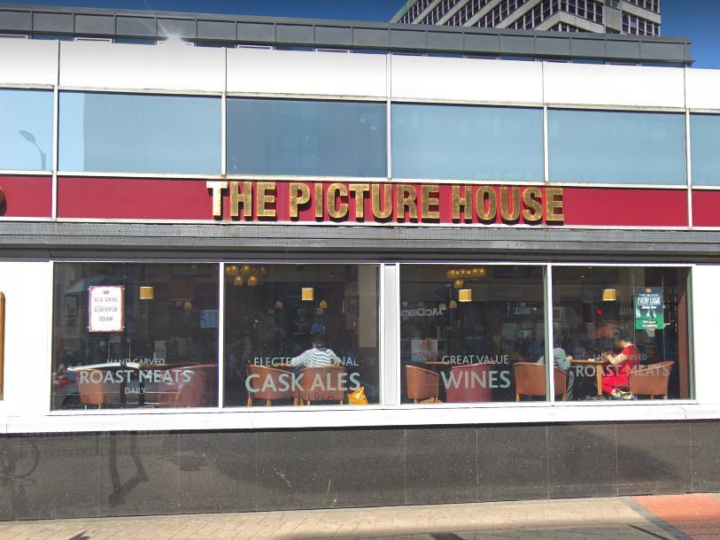 The Picturehouse, at 82-90 Merrion St, Leeds, was given a rating of 3.7 out of 5, by 557 reviewers on Google.