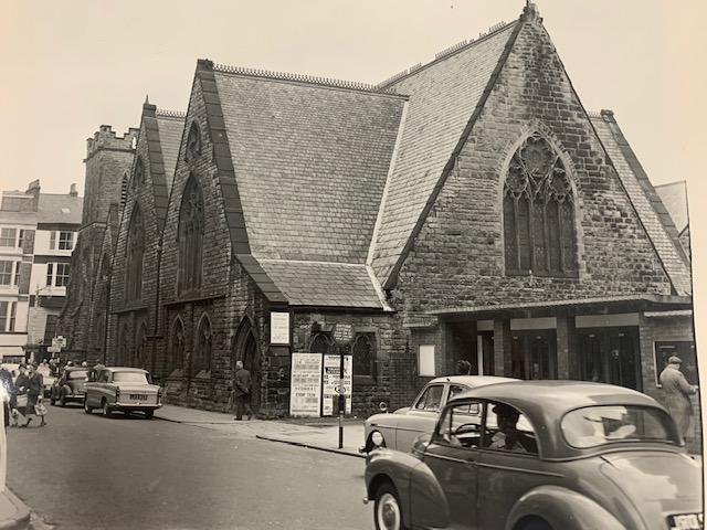 Bar Congregational Church was situated on Aberdeen Walk. It was built in 1850 and demolished in the 1960s.