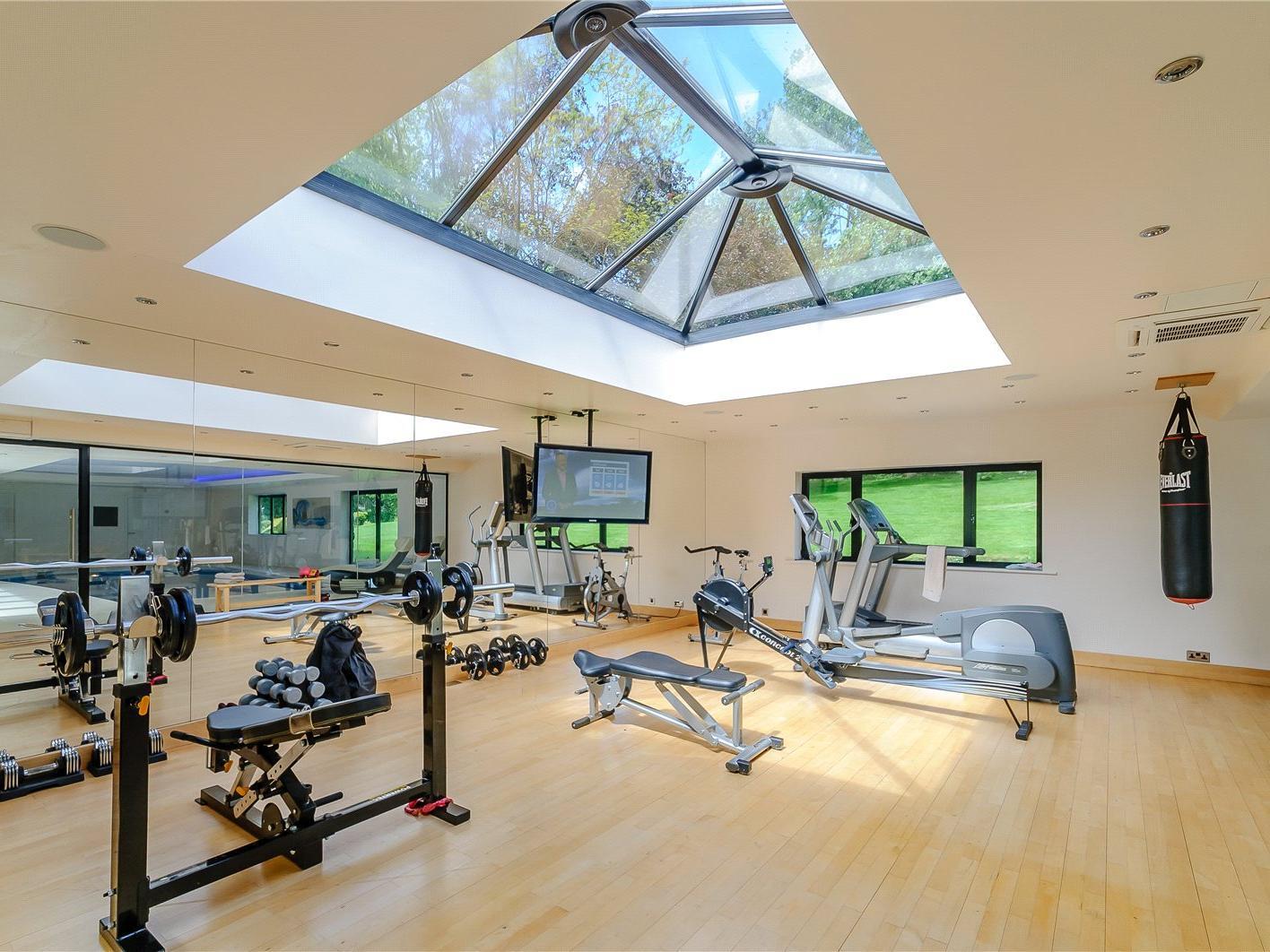 The gym features a lantern ceiling and is fitted with air conditioning.