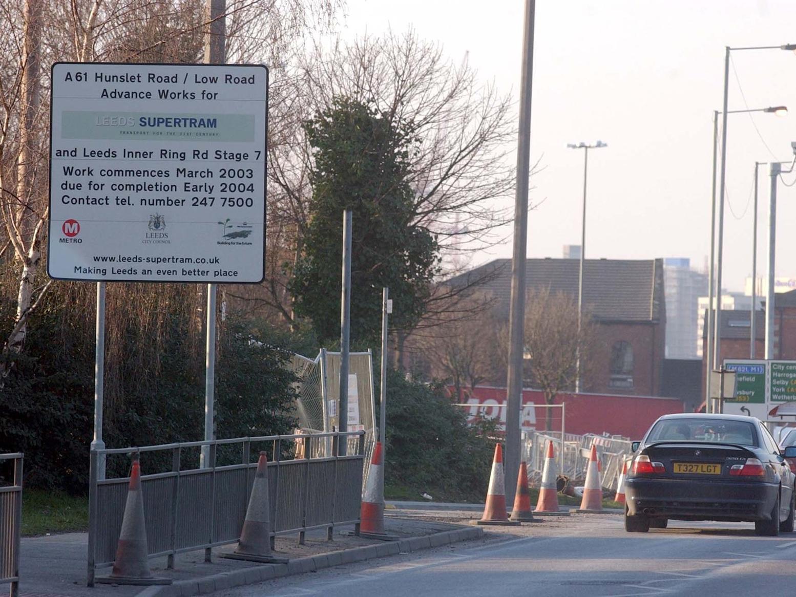 Four large park and ride areas were to be located at the end of each route, with a total of 4,000 parking spaces provided.