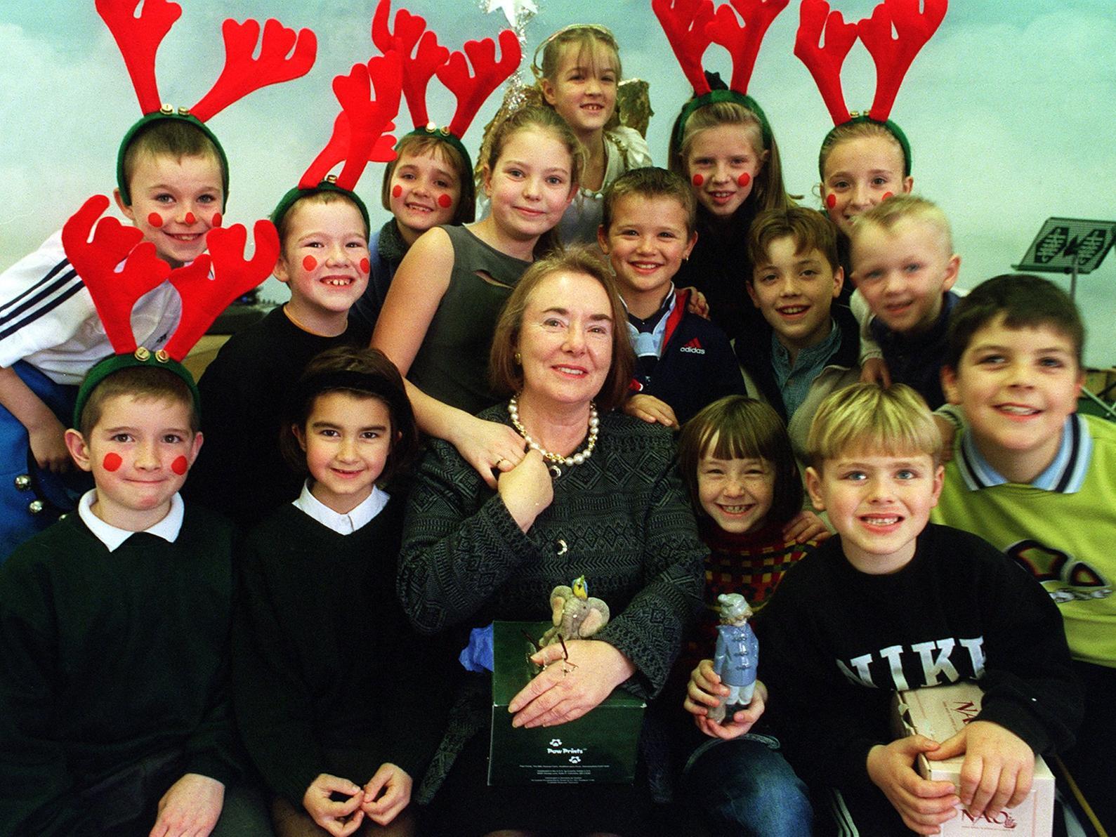 Eileen Dixon, headteacher at Beechwood Primary in Seacroft for 13 years, was retiring.
