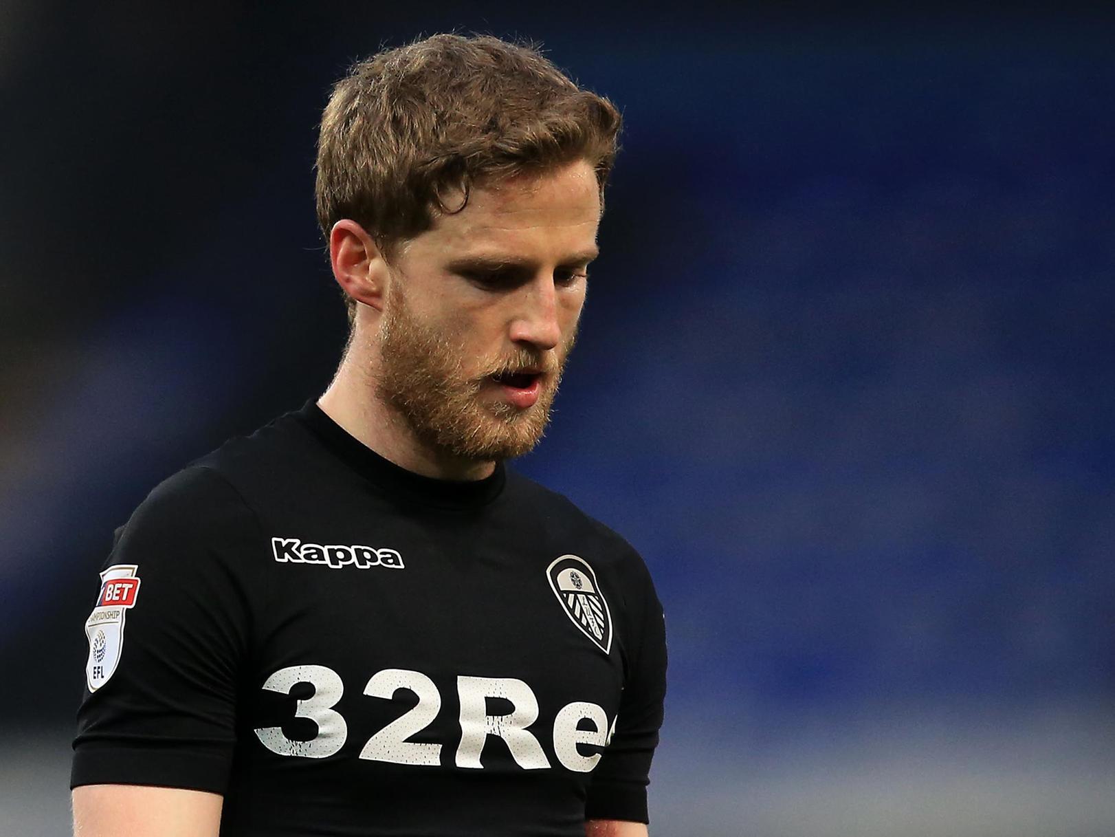 Luton Town man Eunan OKane is unlikely to ever return to Leeds United after sealing an 18-month loan deal. (Football Insider)