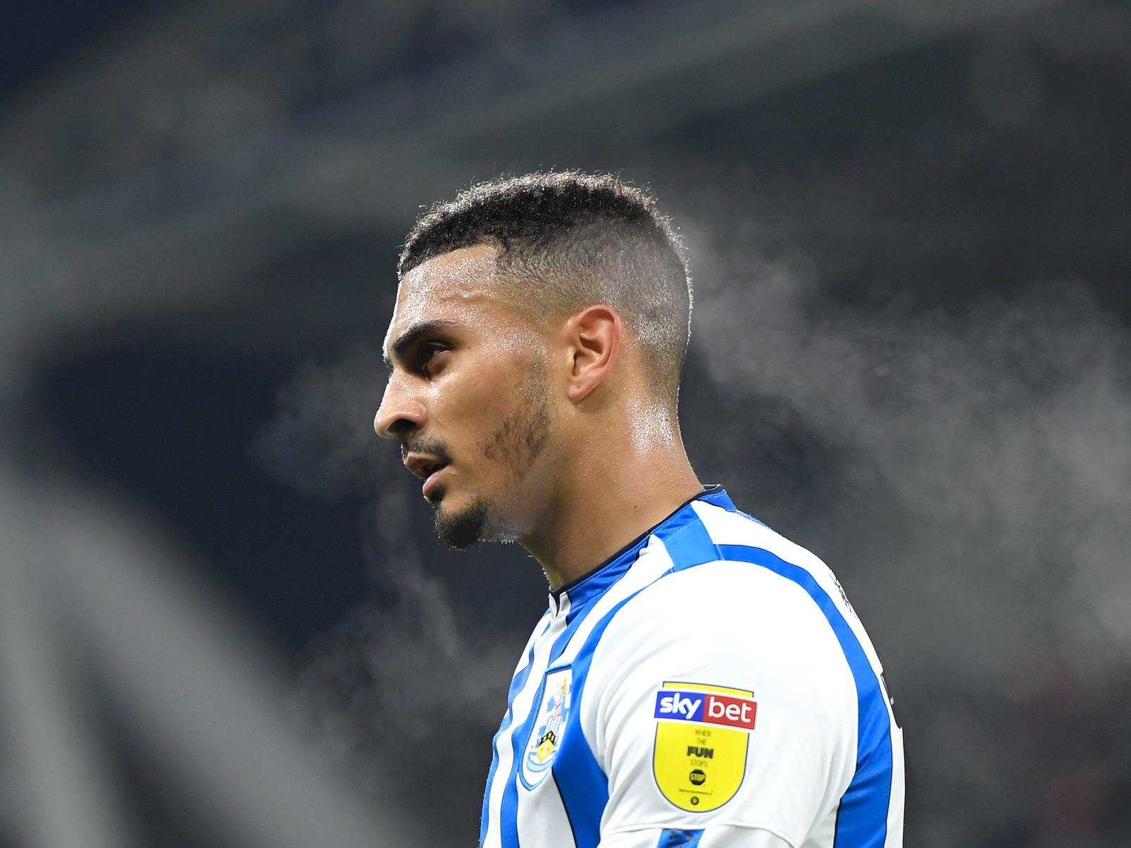 Huddersfield Town boss Danny Cowley has revealed that forward Karlan Grant's abdomen injury is worse than he initially feared, but has backed his player to return to match fitness quickly. (Huddersfield Examiner)