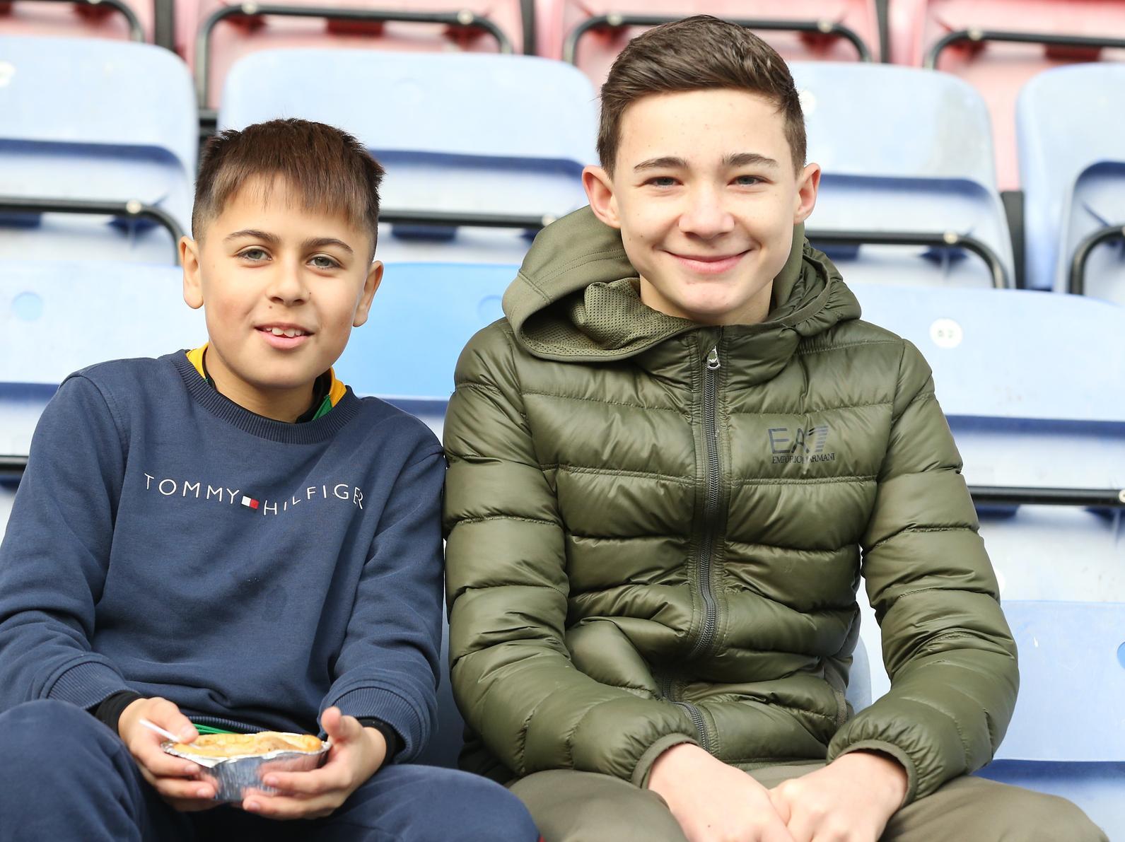 A couple of Preston fans give a smile for our camera.