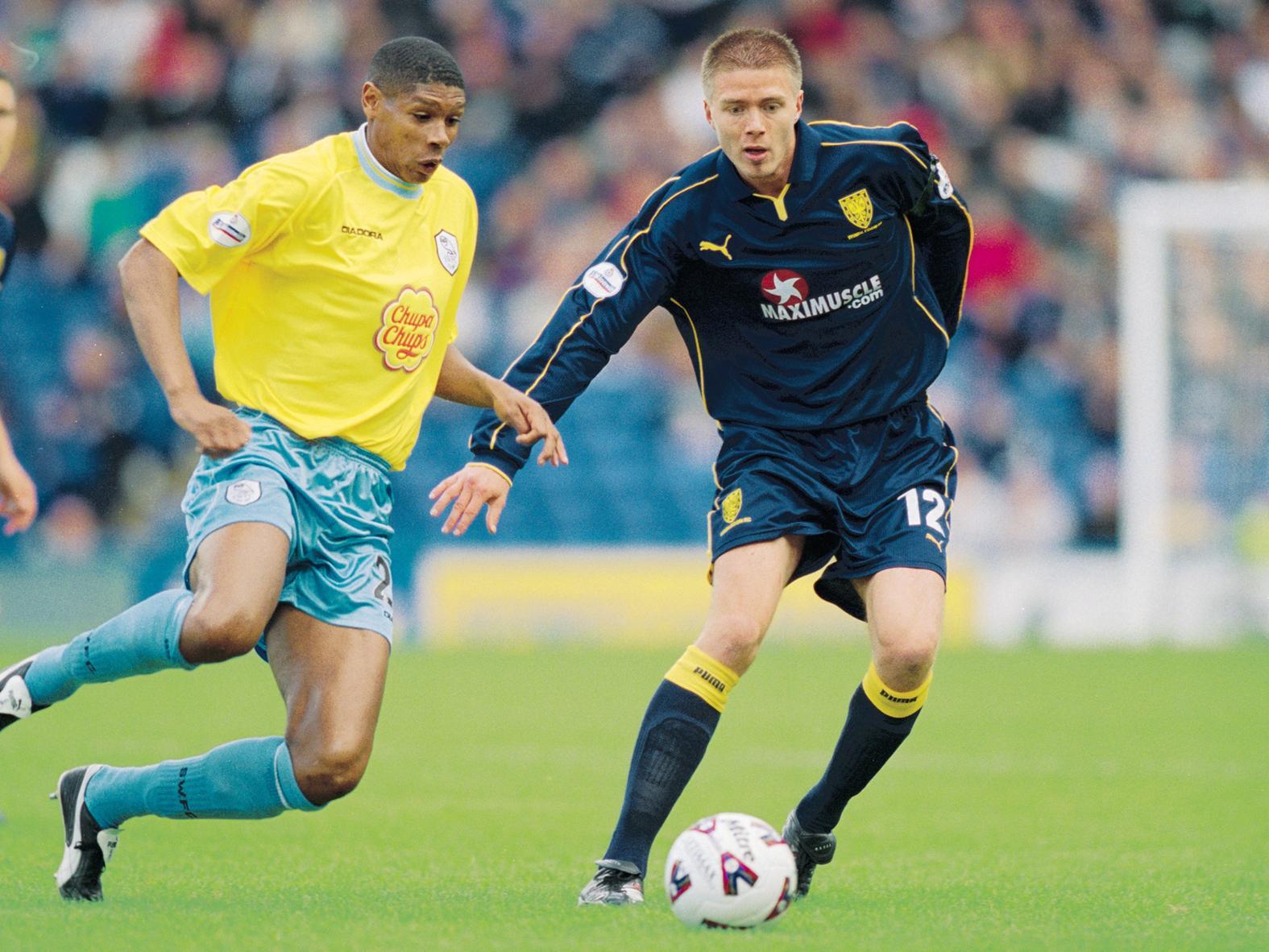 Ex-Sheffield Wednesday star Carlton Palmer has hit out at players at the club on "big money" who aren't performing this season, claiming that a number of them aren't fit due to not playing enough matches. (Sheffield Star)