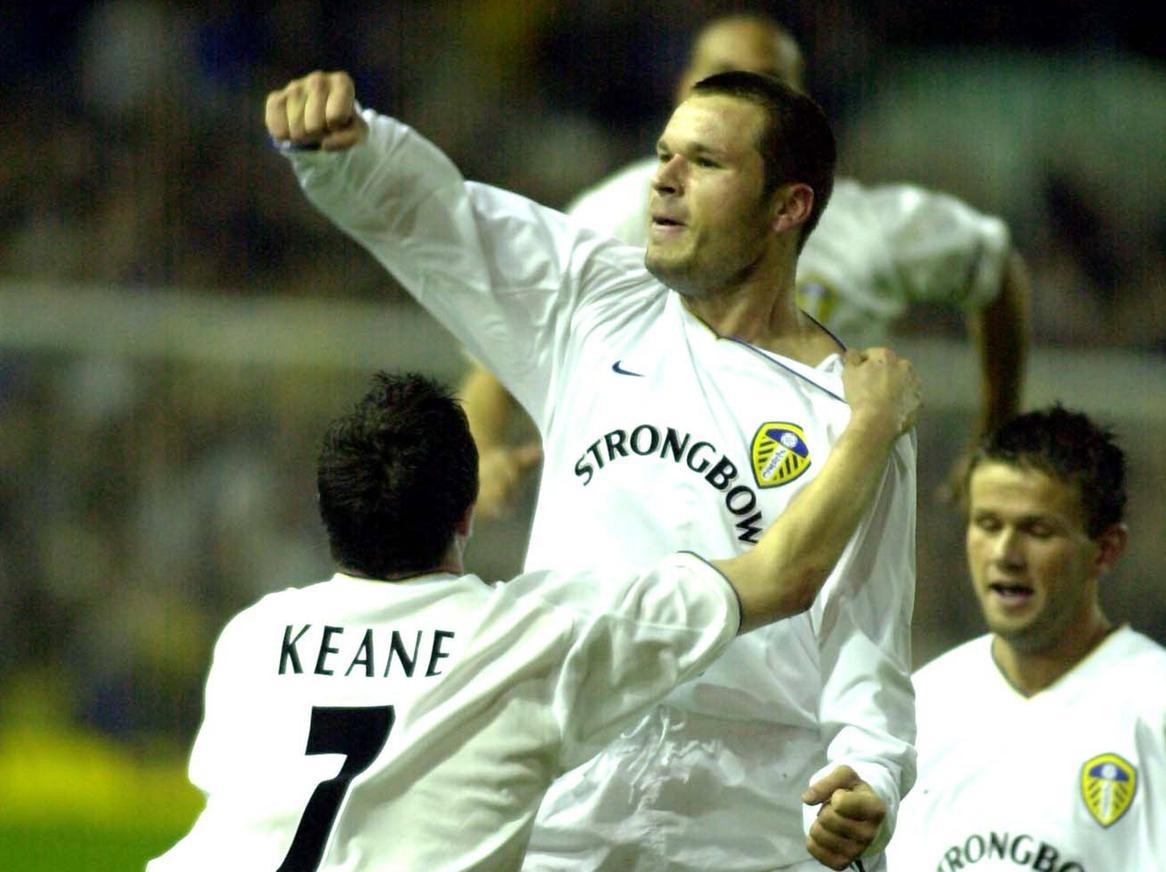 More than 40,000 fans enjoyed an Elland Road goal fest as a brace from both Mark Viduka and Lee Bowyer proved the difference.
