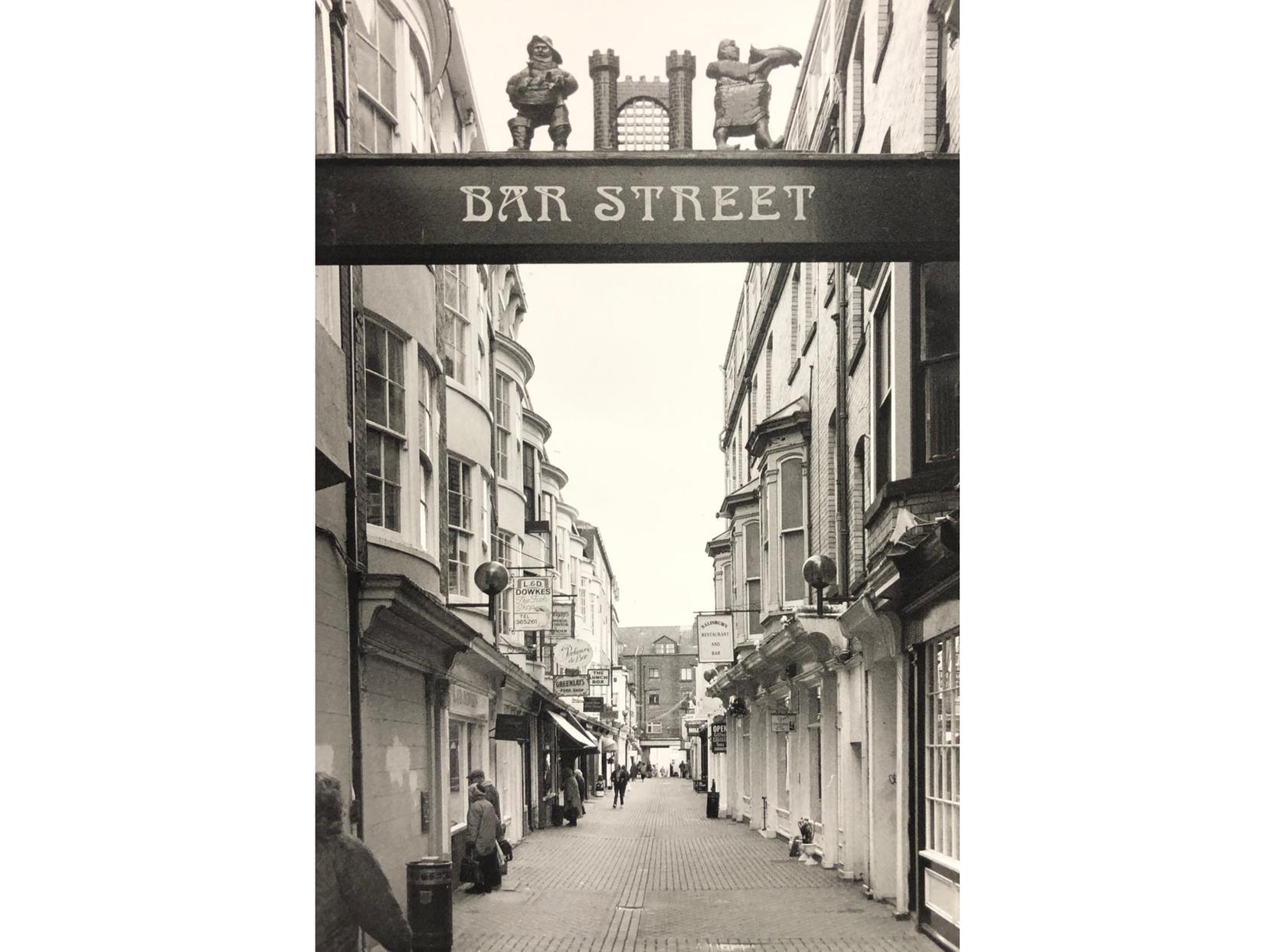 12 old photos showing the shops of Bar Street in Scarborough in the 80s